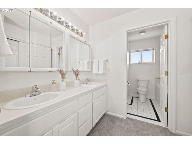 1512 T St, Springfield, OR 97477