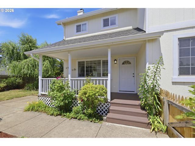 1512 T St, Springfield, OR 97477