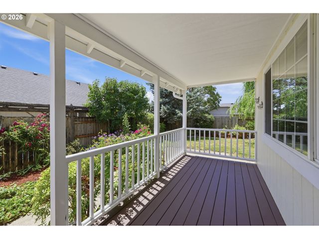 1512 T St, Springfield, OR 97477