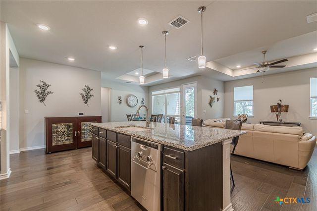 318 Dancing Oak Lane 104, San Marcos, TX 78666