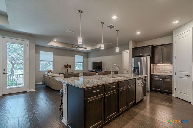 318 Dancing Oak Lane 104, San Marcos, TX 78666