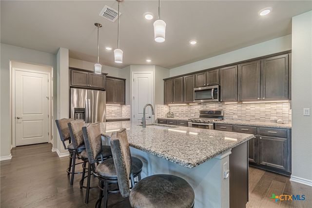 318 Dancing Oak Lane 104, San Marcos, TX 78666