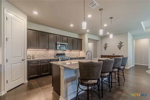 318 Dancing Oak Lane 104, San Marcos, TX 78666