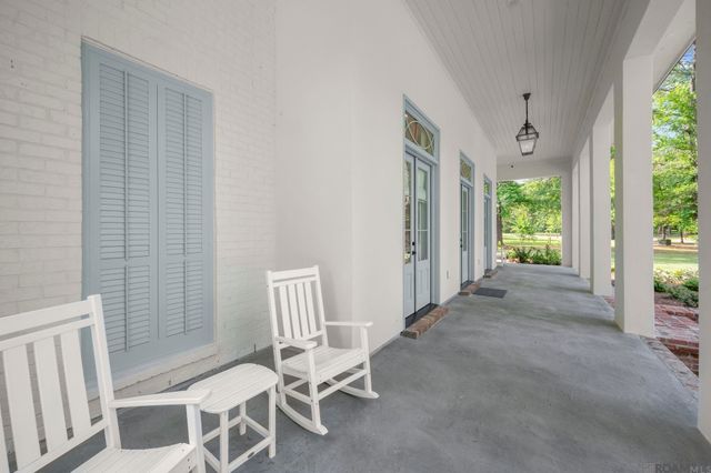 10108 Longleaf Ln, St Francisville, LA 70775