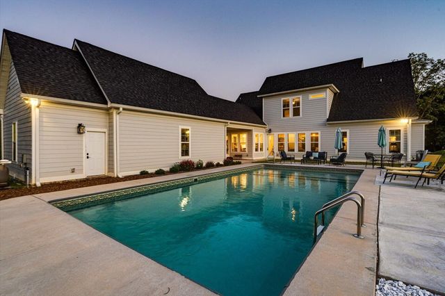 200 Waters Drive, Ringgold, GA 30736