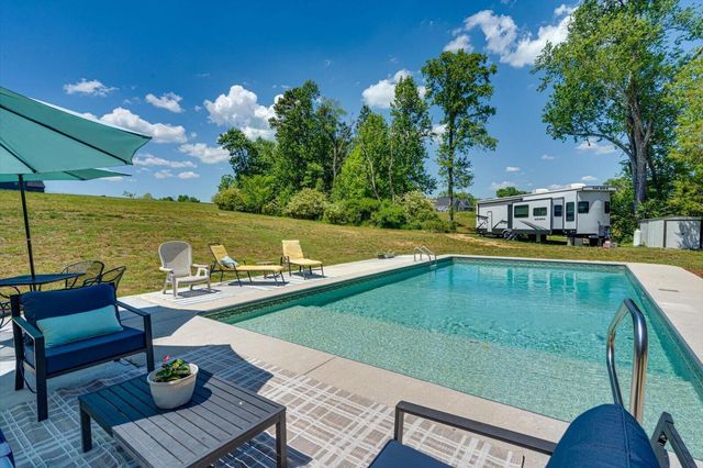 200 Waters Drive, Ringgold, GA 30736
