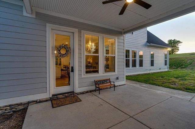200 Waters Drive, Ringgold, GA 30736