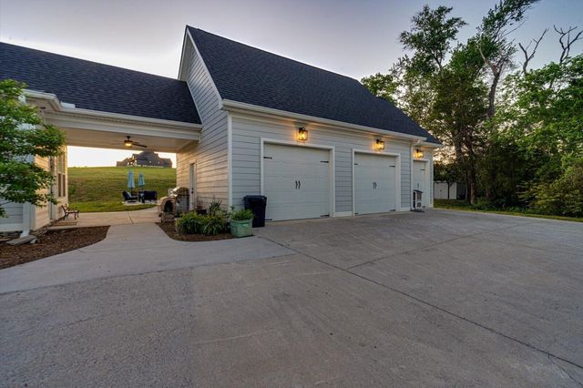 200 Waters Drive, Ringgold, GA 30736