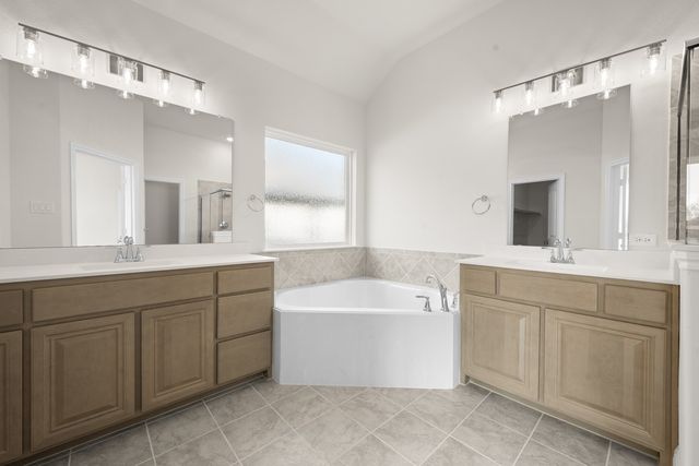 3215 Boat Landing Trail, Granbury, TX 76049