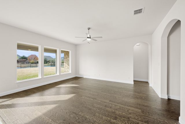 3215 Boat Landing Trail, Granbury, TX 76049