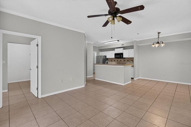 5608 PINNACLE HEIGHTS CIRCLE 305, Tampa, FL 33624