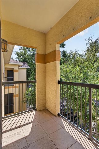 5608 PINNACLE HEIGHTS CIRCLE 305, Tampa, FL 33624