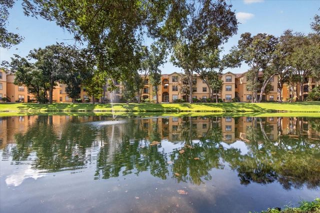 5608 PINNACLE HEIGHTS CIRCLE 305, Tampa, FL 33624