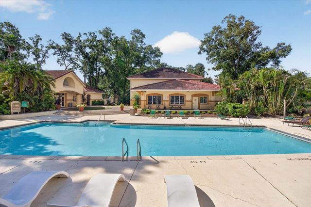 5608 PINNACLE HEIGHTS CIRCLE 305, Tampa, FL 33624