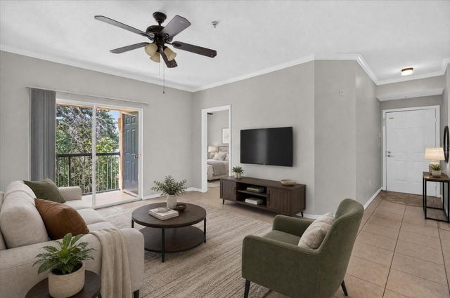 5608 PINNACLE HEIGHTS CIRCLE 305, Tampa, FL 33624
