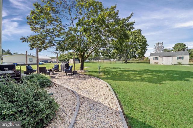 15 LEGEND LN, Houston, DE 19954