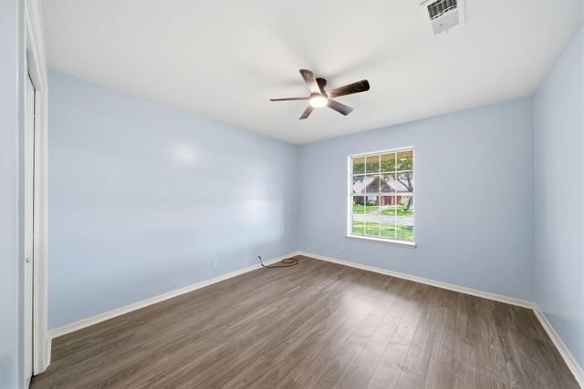 815 Klare Avenue, Rosenberg, TX 77471