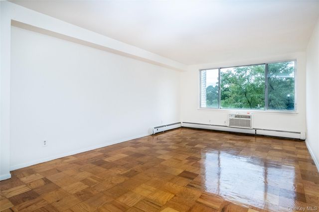 125 Lake Street 12-G North, White Plains, NY 10604