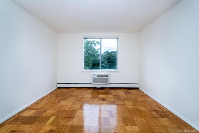 125 Lake Street 12-G North, White Plains, NY 10604