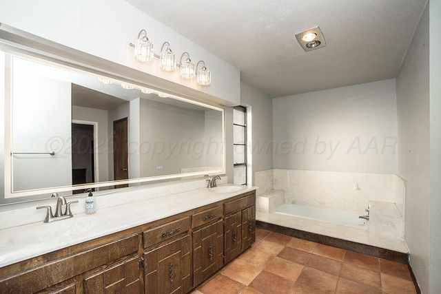 3502 LANGTRY Drive, Amarillo, TX 79109