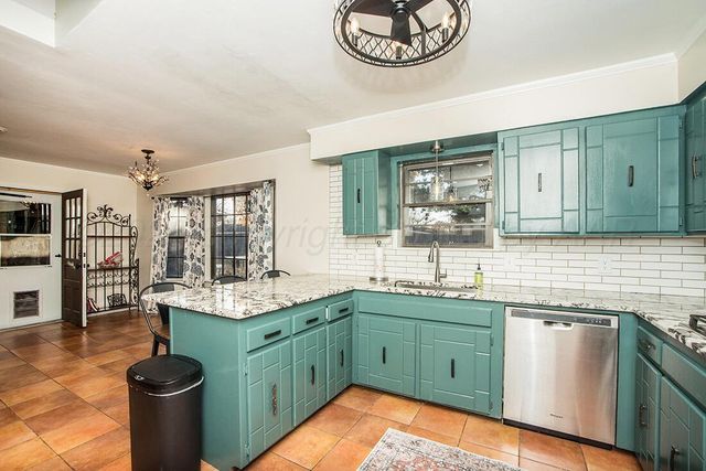 3502 LANGTRY Drive, Amarillo, TX 79109