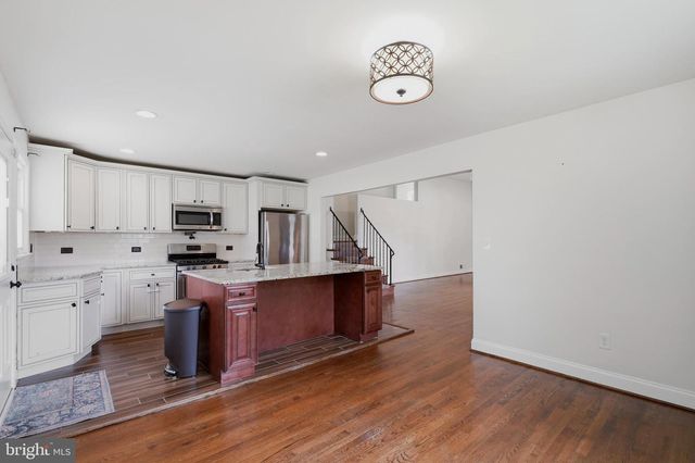 7904 SUBET RD, Windsor Mill, MD 21244