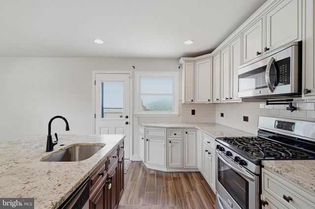 7904 SUBET RD, Windsor Mill, MD 21244