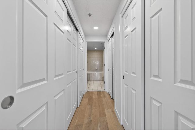 12 Mountain Laurels Dr Apt 402, Nashua, NH 03062