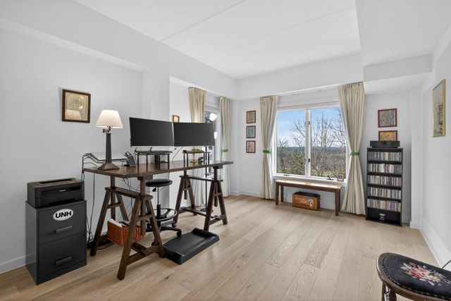 12 Mountain Laurels Dr Apt 402, Nashua, NH 03062