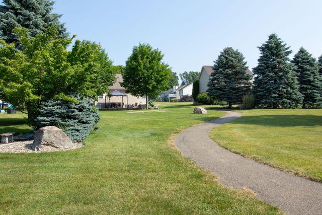 2193 Gethings Road 418, Battle Creek, MI 49015