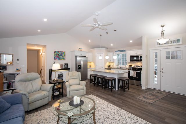 2193 Gethings Road 418, Battle Creek, MI 49015