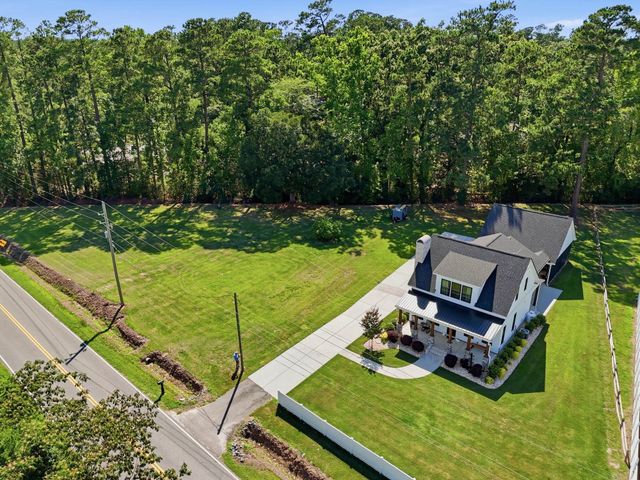 2487 Long Ave., Conway, SC 29526