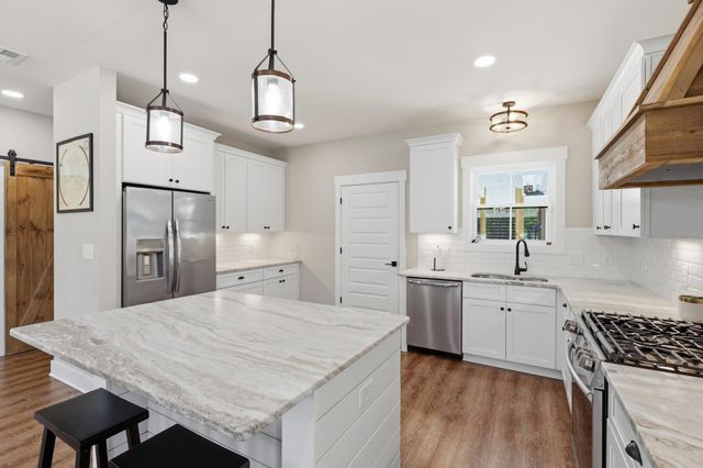 2487 Long Ave., Conway, SC 29526
