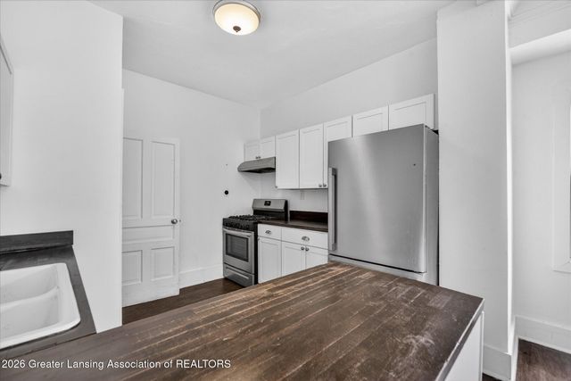 1306 W Lenawee Street, Lansing, MI 48915