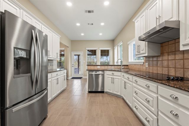 1915 Thornberry Drive, Melissa, TX 75454