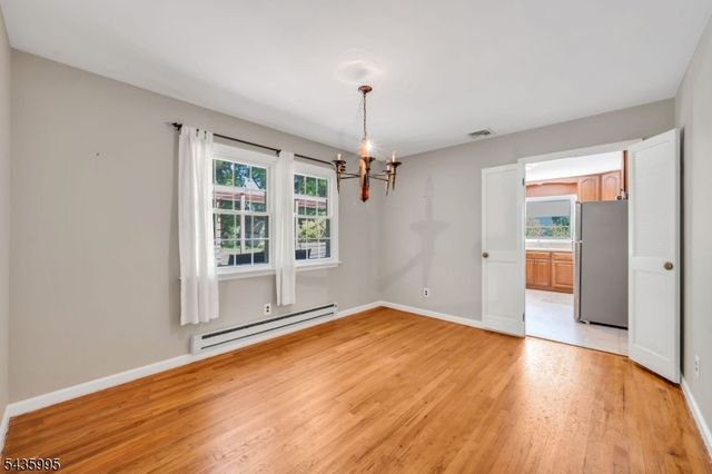 36 Cloverhill Dr, Califon Boro, NJ 07830