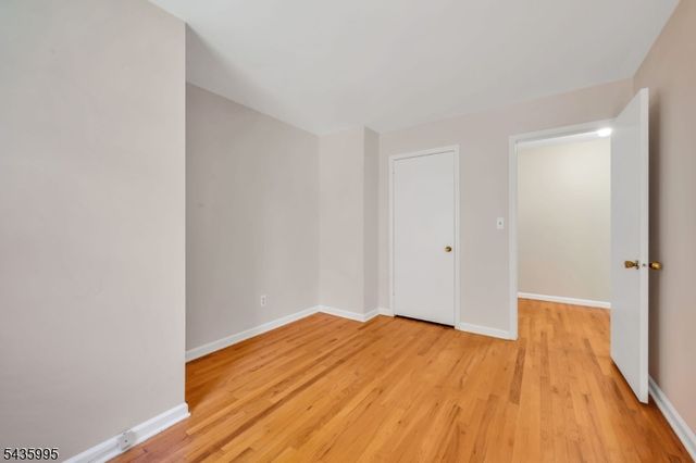 36 Cloverhill Dr, Califon Boro, NJ 07830