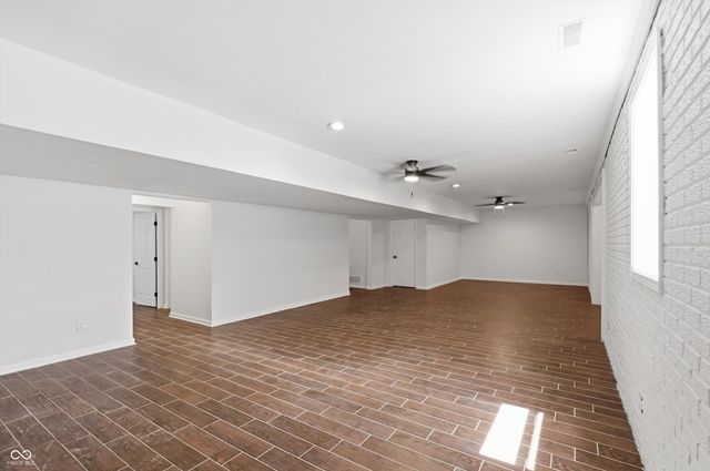 3256 Waterside Court, Greenwood, IN 46143
