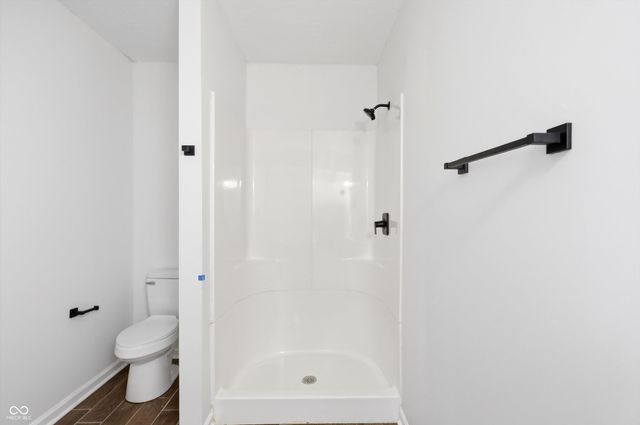 3256 Waterside Court, Greenwood, IN 46143
