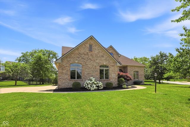 3256 Waterside Court, Greenwood, IN 46143