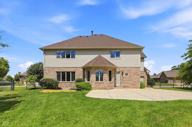 3256 Waterside Court, Greenwood, IN 46143
