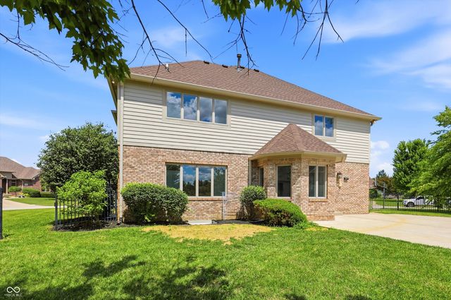3256 Waterside Court, Greenwood, IN 46143