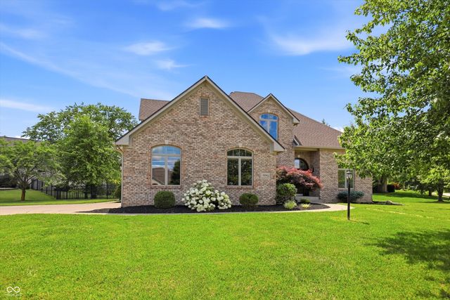 3256 Waterside Court, Greenwood, IN 46143
