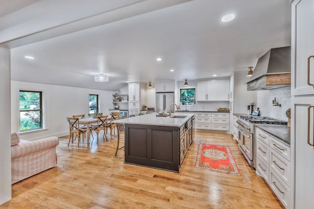 1757 Old Hillsboro Rd, Franklin, TN 37069