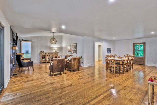 1757 Old Hillsboro Rd, Franklin, TN 37069