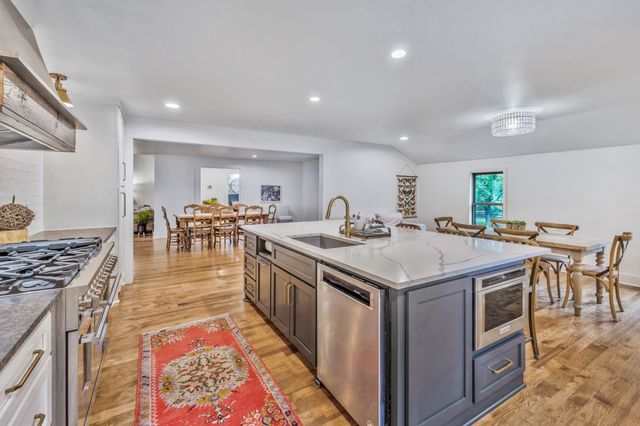 1757 Old Hillsboro Rd, Franklin, TN 37069