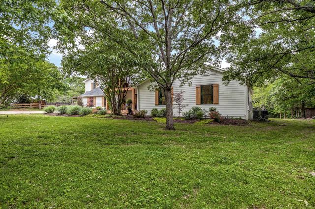 1757 Old Hillsboro Rd, Franklin, TN 37069