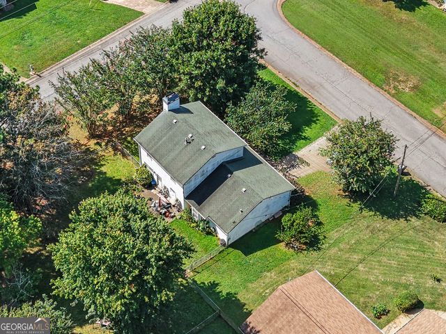 195 Kingsport Drive, Lawrenceville, GA 30046