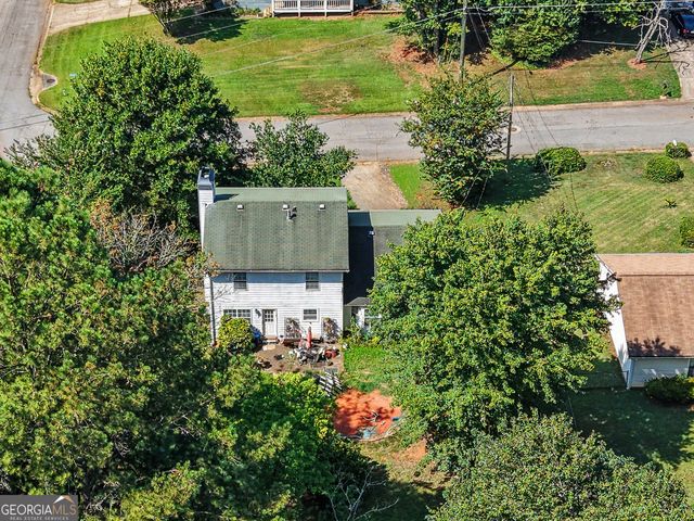 195 Kingsport Drive, Lawrenceville, GA 30046