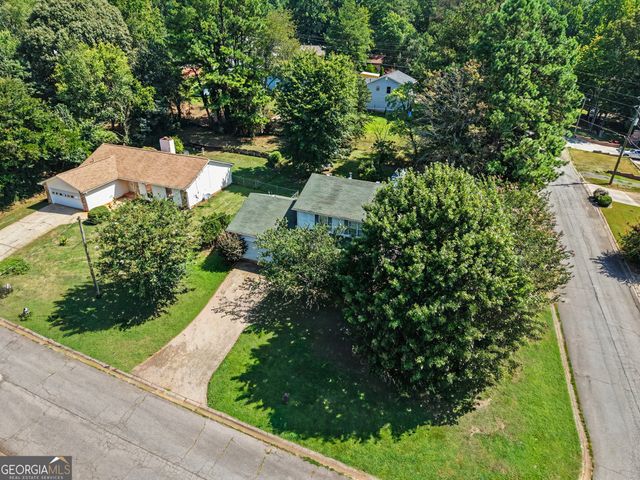 195 Kingsport Drive, Lawrenceville, GA 30046